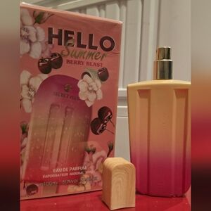 Hello Summer Berry Blast Perfume - Pink Ombre Bottle